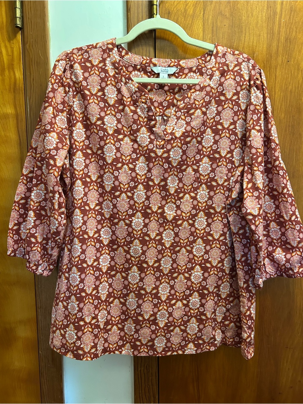croft & barrow rust and blush floral split-neck tunic